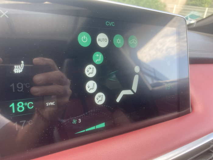 MG EHS 1.5T GDI PHEV Luxury