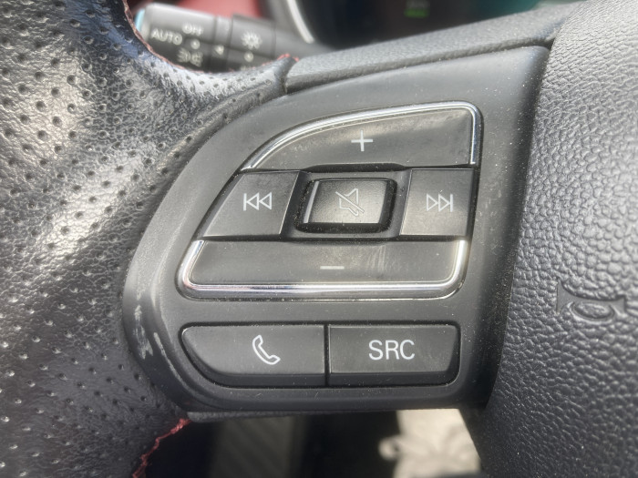 MG EHS 1.5T GDI PHEV Luxury