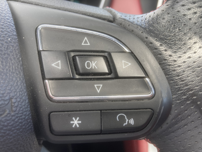 MG EHS 1.5T GDI PHEV Luxury