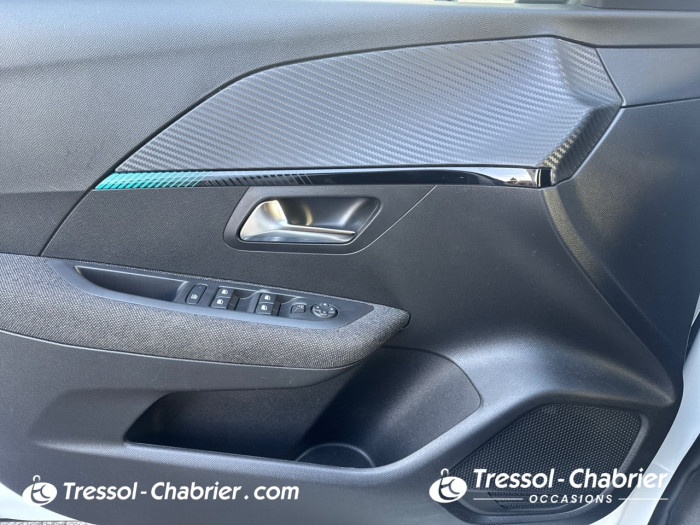 Peugeot 208 PureTech 100 S&S EAT8 Style