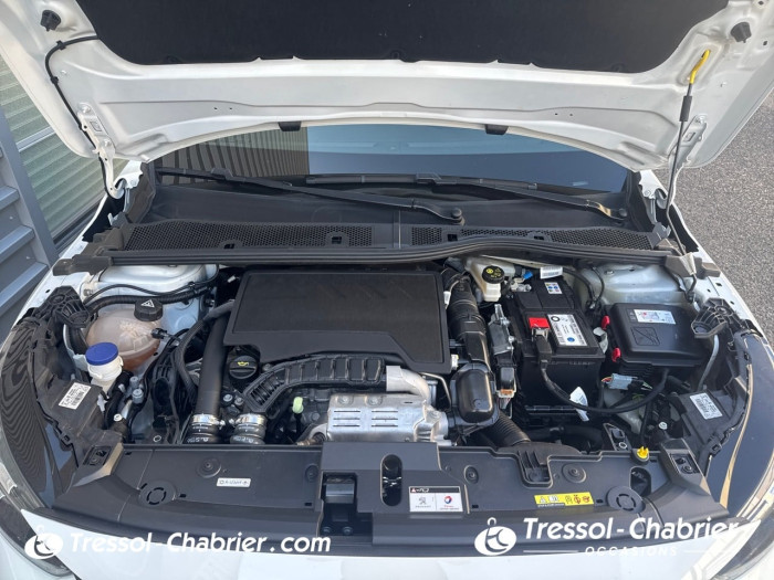 Peugeot 208 PureTech 100 S&S EAT8 Style