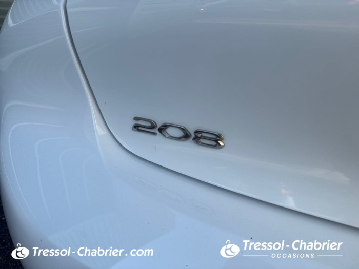 Peugeot 208 PureTech 100 S&S EAT8 Style