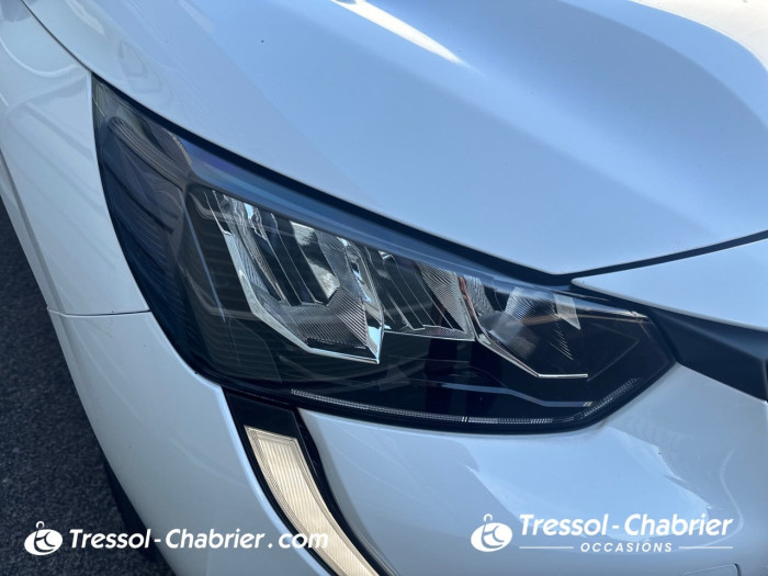 Peugeot 208 PureTech 100 S&S EAT8 Style
