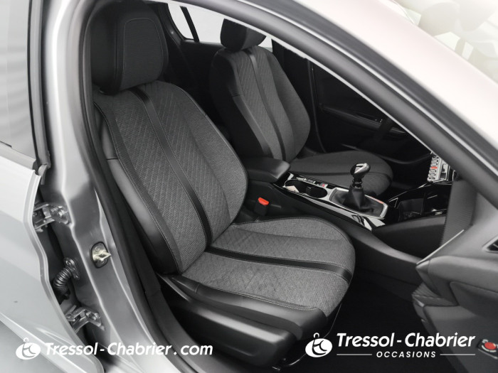 Peugeot 208 PureTech 100 S&S BVM6 Allure