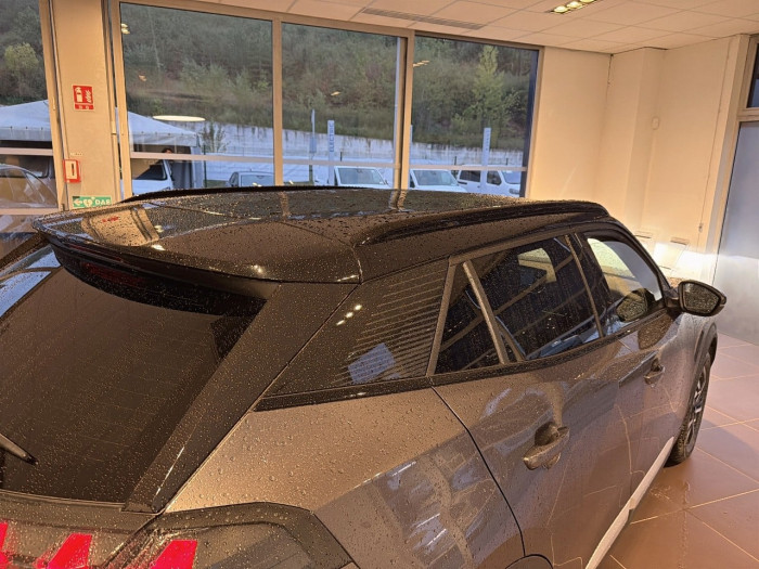 Peugeot 2008 PureTech 130 S&S EAT8 GT