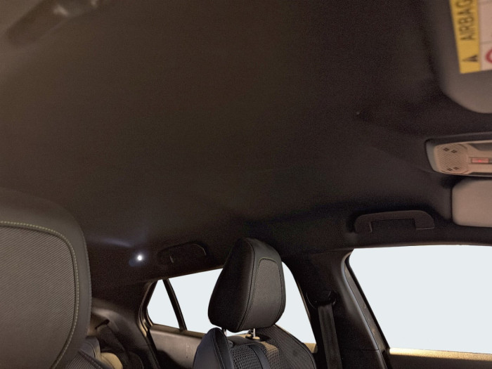 Peugeot 2008 PureTech 130 S&S EAT8 GT