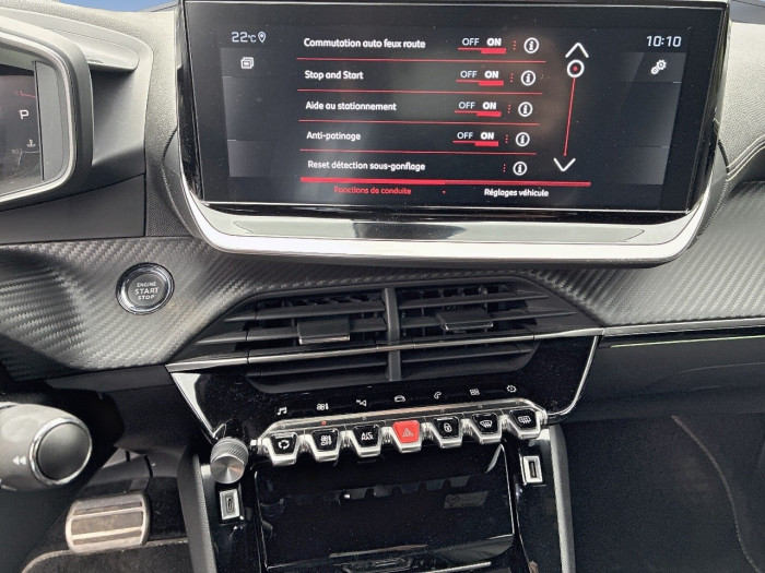 Peugeot 2008 BlueHDi 130 S&S EAT8 GT