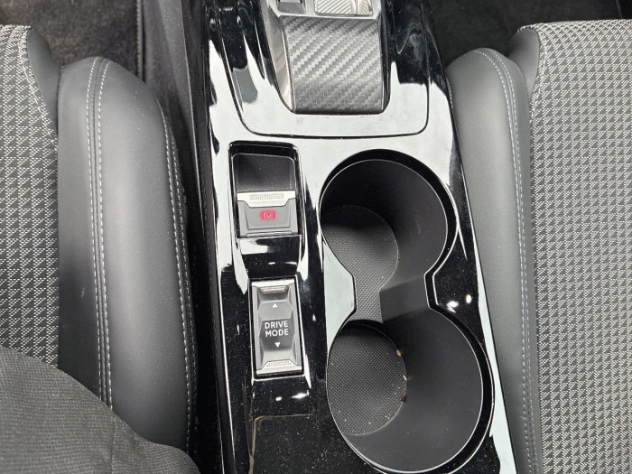 Peugeot 2008 BlueHDi 130 S&S EAT8 GT