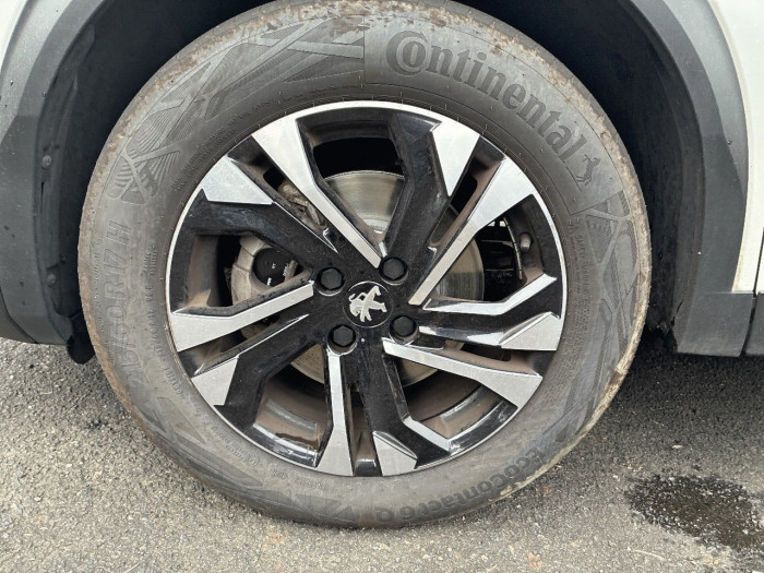 Peugeot 2008 BlueHDi 130 S&S EAT8 GT