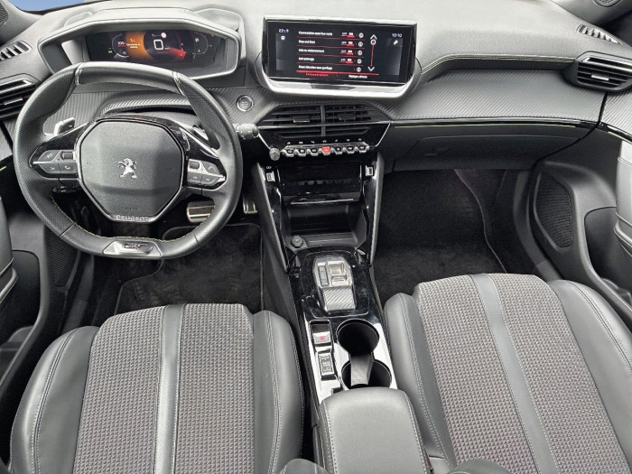 Peugeot 2008 BlueHDi 130 S&S EAT8 GT