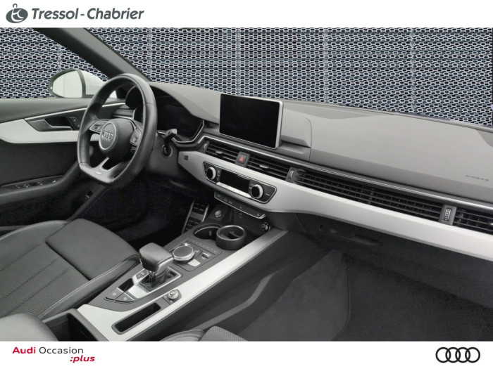Audi A4 35 TDI 150 S tronic 7 S line