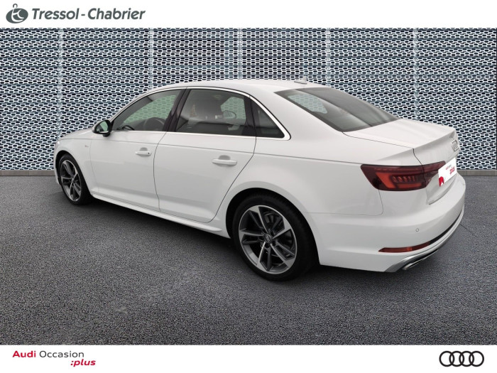 Audi A4 35 TDI 150 S tronic 7 S line