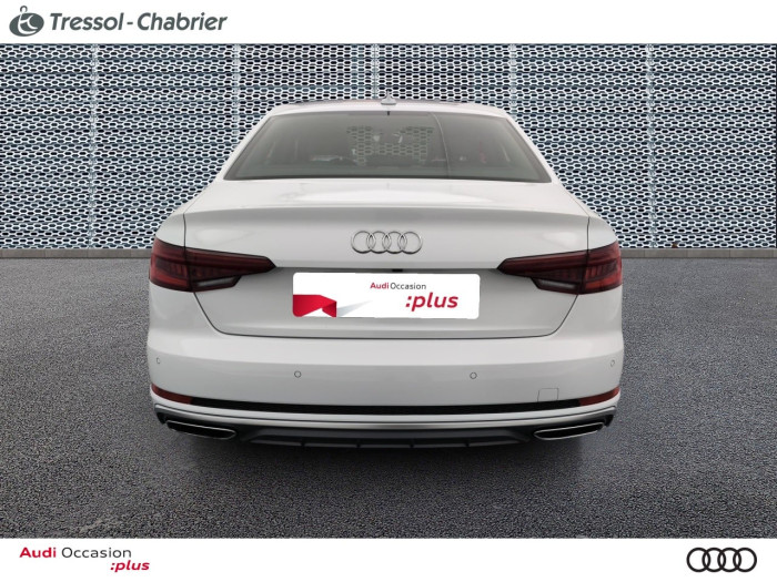 Audi A4 35 TDI 150 S tronic 7 S line