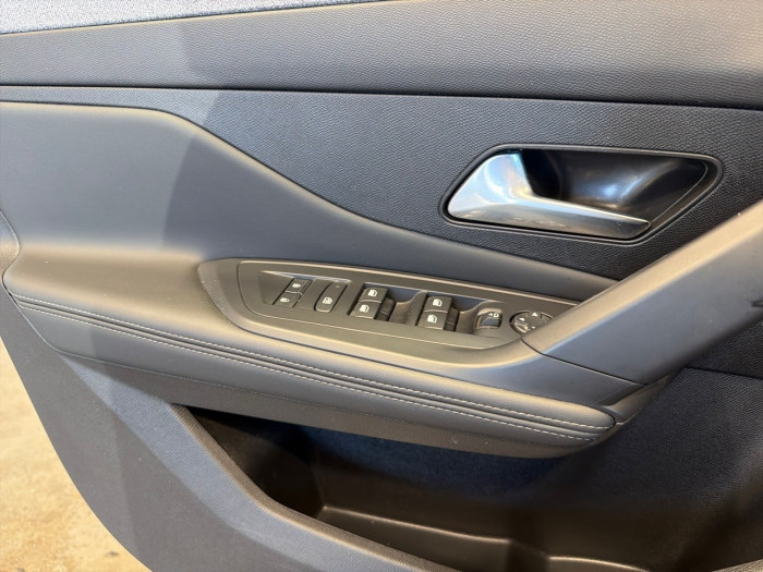 Peugeot 308 Hybrid 136 e-DCS6 Allure
