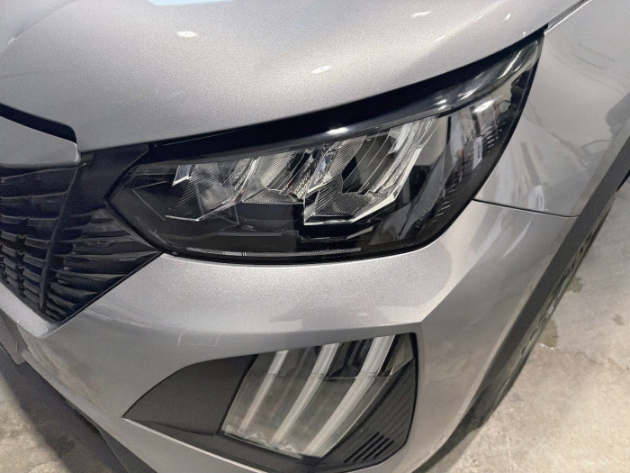 Peugeot 2008 Hybrid 136 e-DCS6 Style