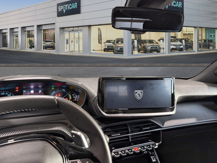 Peugeot 2008 Hybrid 136 e-DCS6 Style