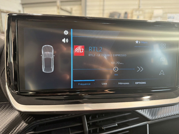 Peugeot 2008 Hybrid 136 e-DCS6 Style