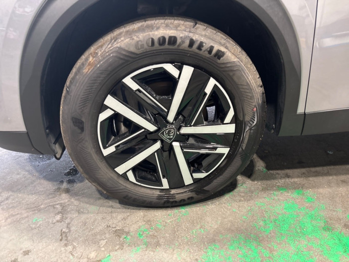 Peugeot 2008 Hybrid 136 e-DCS6 Style