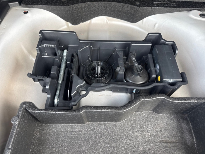 Peugeot 2008 BlueHDi 130 S&S EAT8 GT
