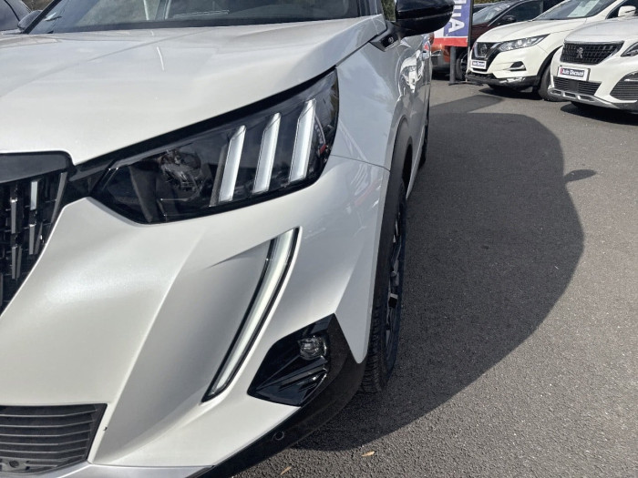 Peugeot 2008 BlueHDi 130 S&S EAT8 GT