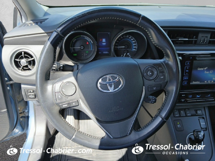 Toyota Auris Hybride 136h Design
