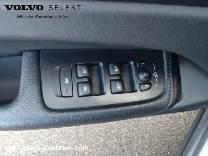 Volvo XC60 B4 (Diesel) 197 ch Geartronic 8 Momentum Business