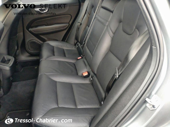 Volvo XC60 B4 (Diesel) 197 ch Geartronic 8 Momentum Business