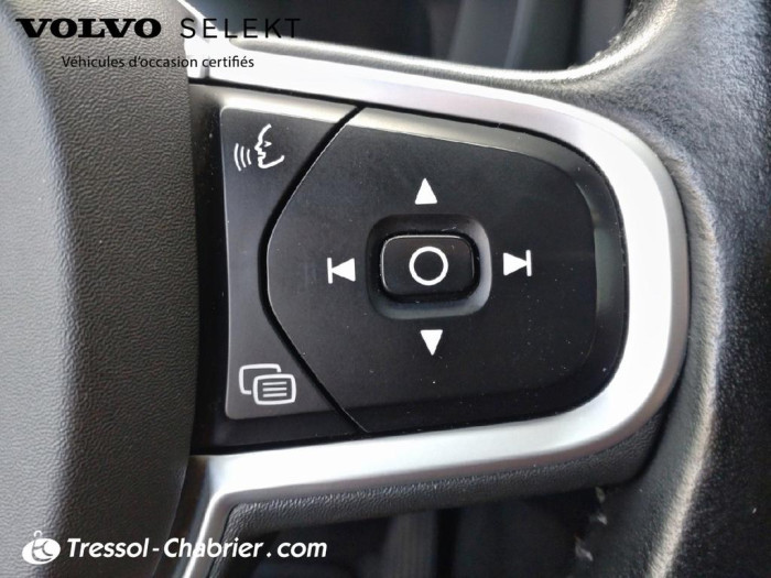 Volvo XC60 B4 (Diesel) 197 ch Geartronic 8 Momentum Business