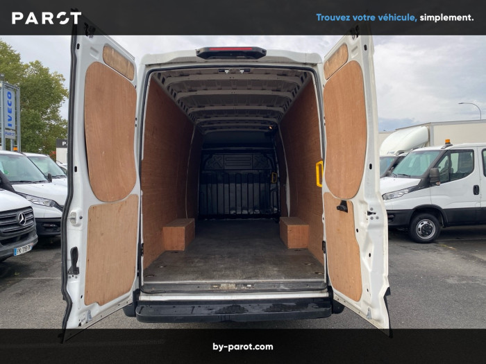 IVECO Daily 35S Fg 35S18H V16