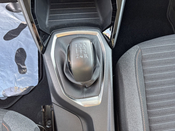 Peugeot 208 PureTech 75 S&S BVM5 Active