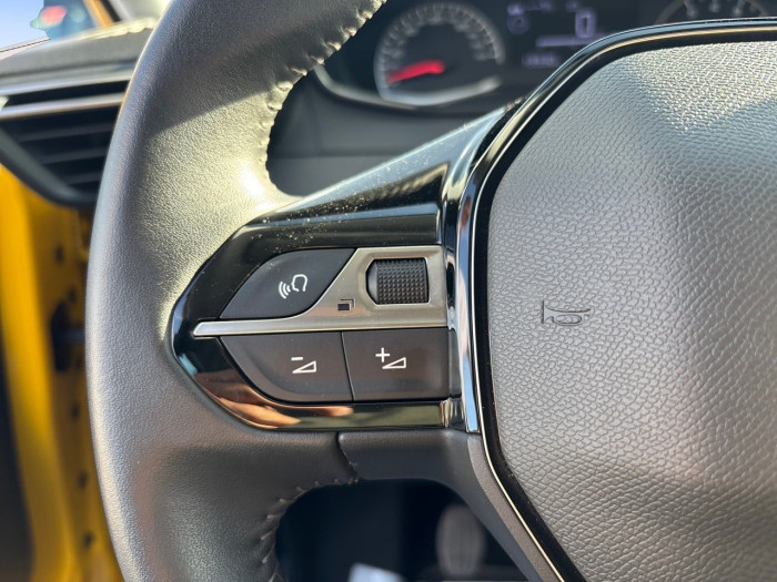 Peugeot 208 PureTech 75 S&S BVM5 Active