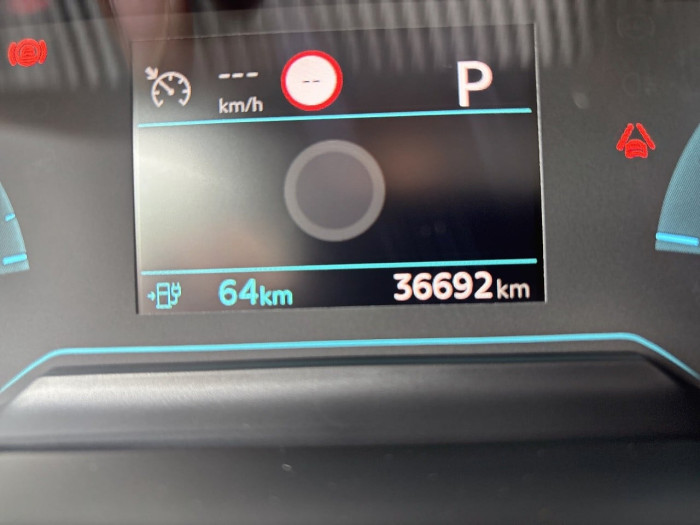 Peugeot 208 BUSINESS R ELECTRIQUE ELECTRIQUE 50 KWH 136 ACTIVE BUSINESS R
