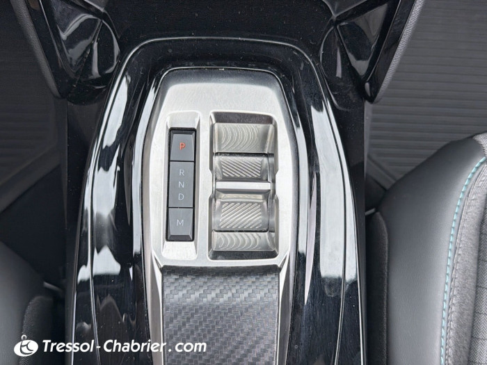 Peugeot 2008 BlueHDi 130 S&S EAT8 Allure