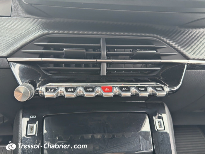 Peugeot 2008 BlueHDi 130 S&S EAT8 Allure