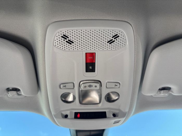Peugeot 2008 BUSINESS BlueHDi 110 S&S BVM6 Allure Business