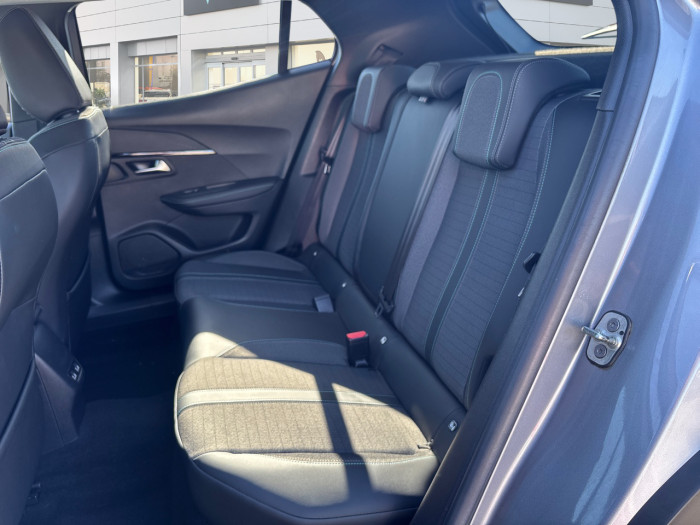 Peugeot 2008 BUSINESS BlueHDi 110 S&S BVM6 Allure Business