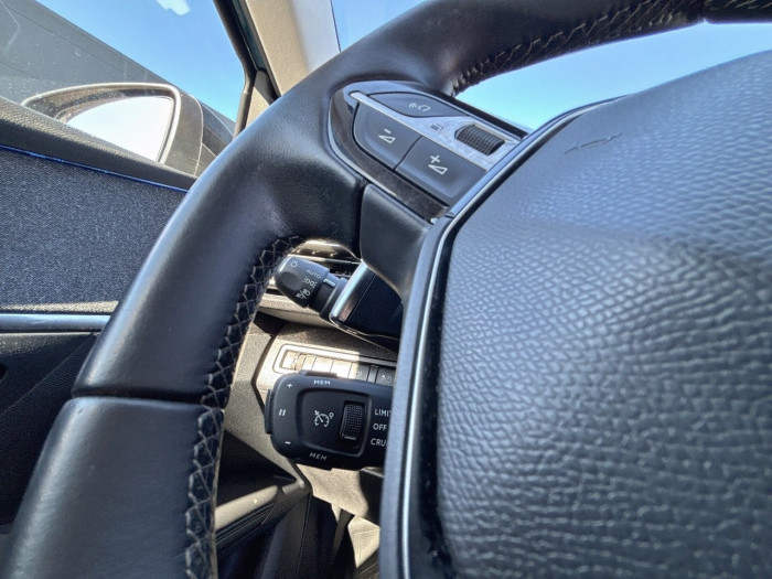 Peugeot 3008 Hybrid 225 e-EAT8 Allure Pack