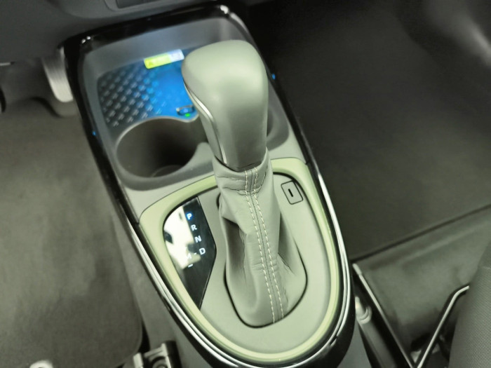 Toyota AYGO X MY23 1.0 VVT-i 72 S-CVT Air Collection