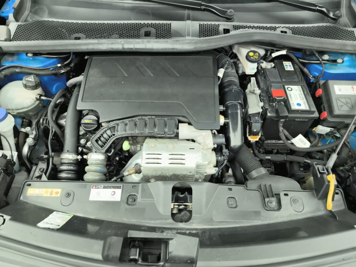 Peugeot 2008 PureTech 100 S&S BVM6 Allure