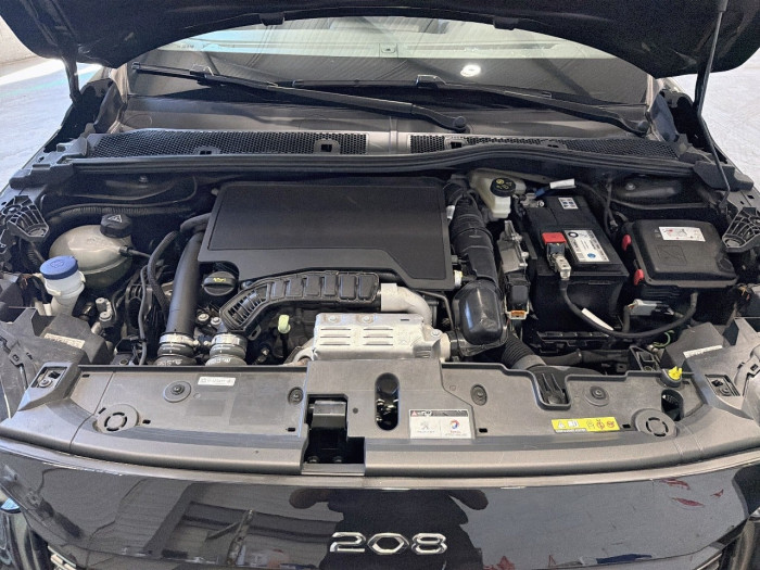 Peugeot 208 PureTech 130 S&S EAT8 GT Pack