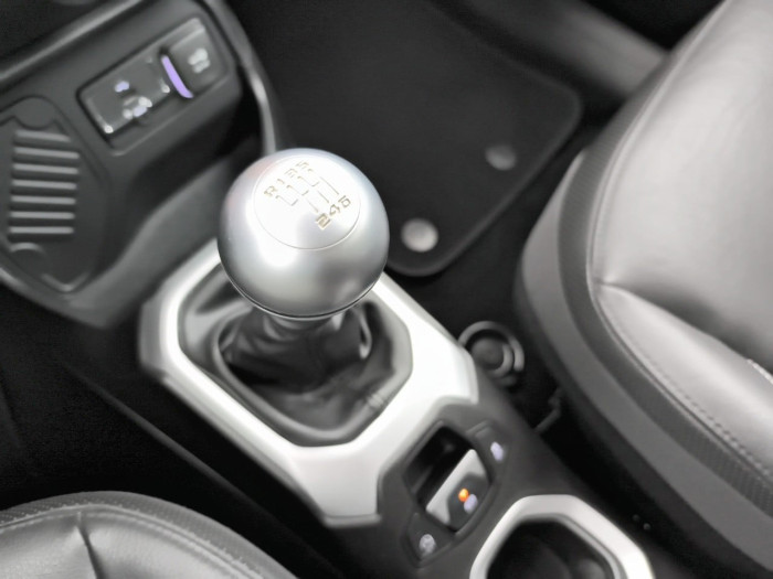 Jeep Renegade 1.6 l MultiJet 120 ch BVM6 Limited