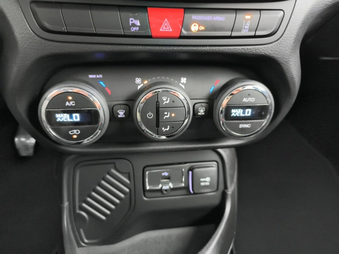 Jeep Renegade 1.6 l MultiJet 120 ch BVM6 Limited