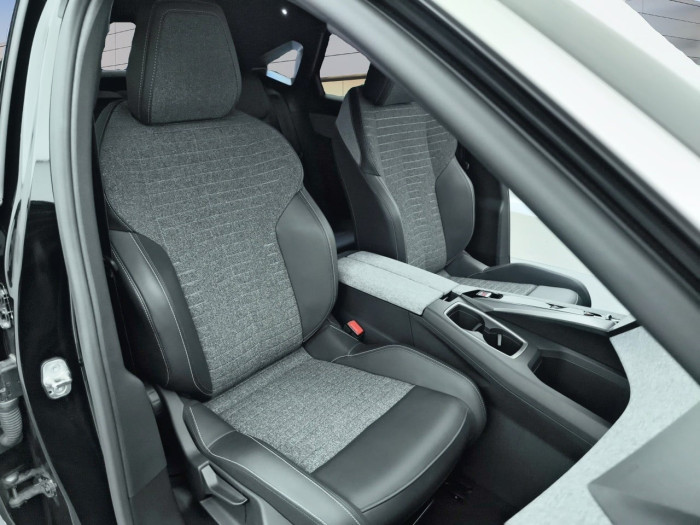 Peugeot 3008 Hybrid 136 e-DCS6 GT
