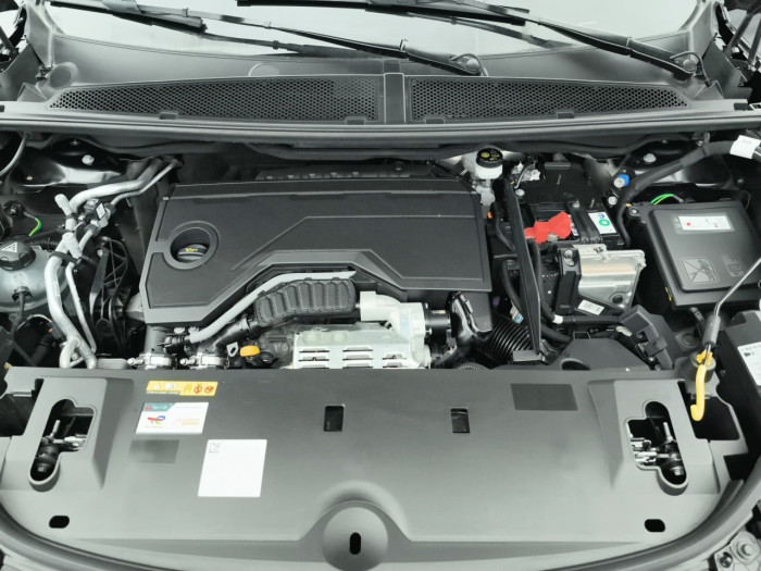 Peugeot 3008 Hybrid 136 e-DCS6 GT