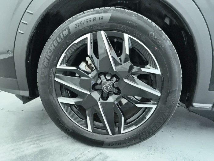 Peugeot 3008 Hybrid 136 e-DCS6 GT