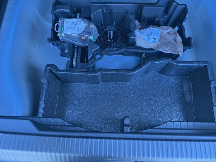 Peugeot 2008 PureTech 100 S&S BVM6 Allure Pack