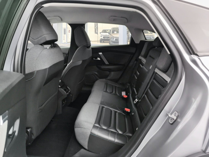 Citroën C4 BlueHDi 130 S&S EAT8 Shine Pack