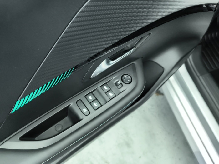 Peugeot 208 PureTech 100 S&S BVM6 Allure