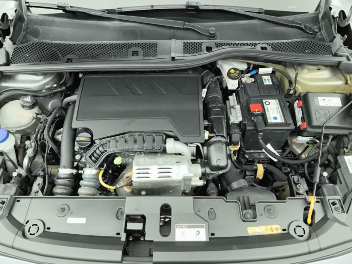 Peugeot 208 PureTech 100 S&S BVM6 Allure