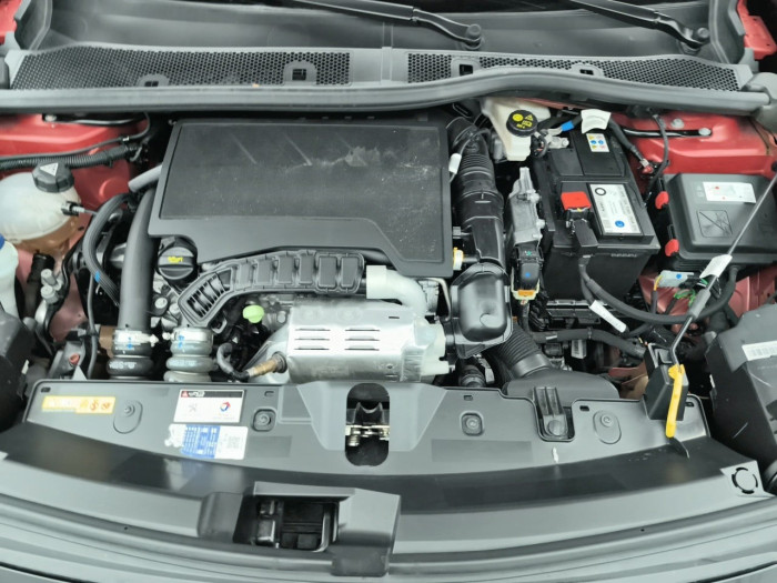 Peugeot 2008 PureTech 130 S&S EAT8 GT